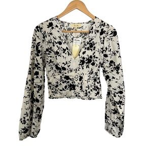 Love Notes Floral Smocked Crop Top